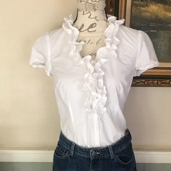 LOFT Tops - LOFT Ruffle Short Sleeve Blouse